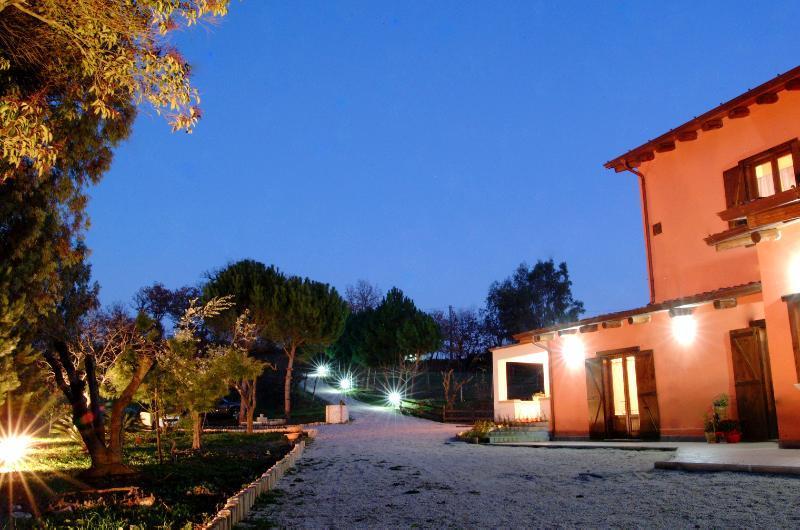 Il Fiorile Villa Benevento Exterior photo